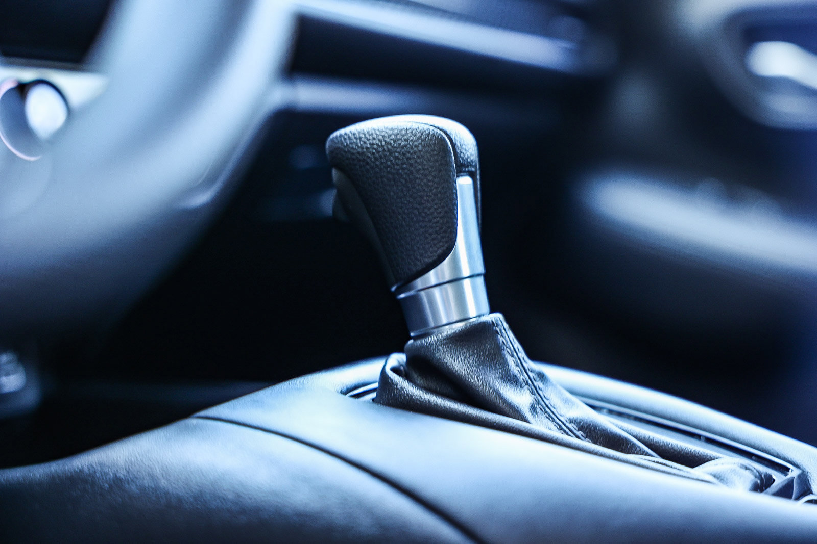 Used 2025 Honda HR-V LX image 27