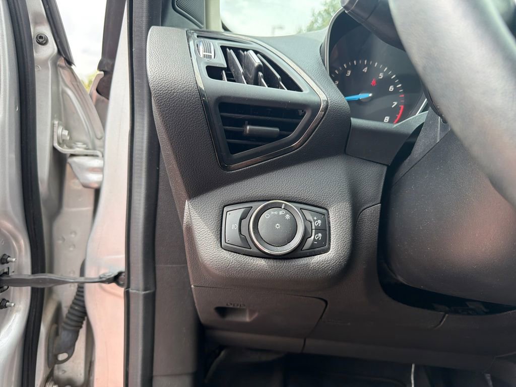 Used 2014 Ford Escape Titanium w/ Equipment Group 401A image 13