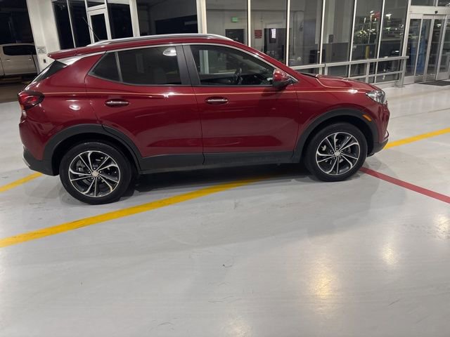 Used 2021 Buick Encore GX Select image 9