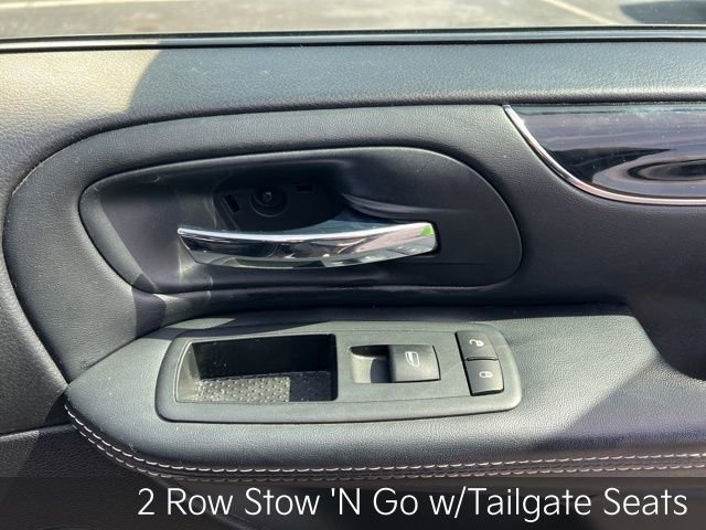 Used 2016 Dodge Grand Caravan SE image 29
