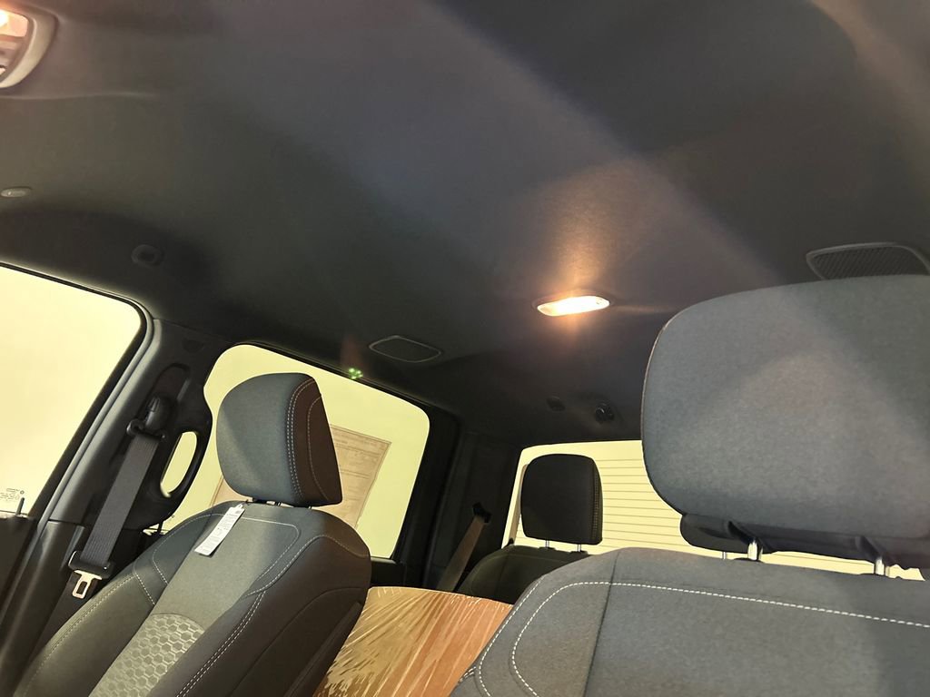New 2025 RAM 2500 Big Horn AWD/4WD image 29