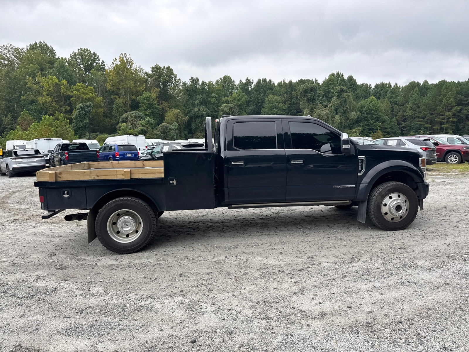 Used 2020 Ford F450 Platinum w/ FX4 Off-Road Package AWD/4WD image 7