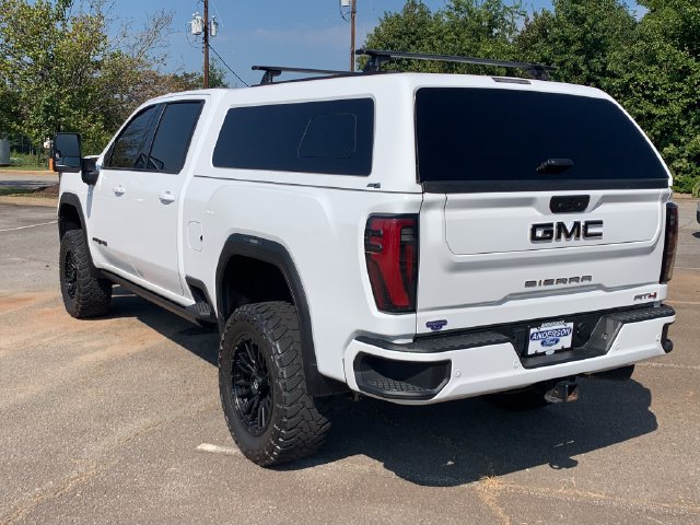 Used 2024 GMC Sierra 2500 AT4 w/ AT4 Premium Plus Package AWD/4WD image 7