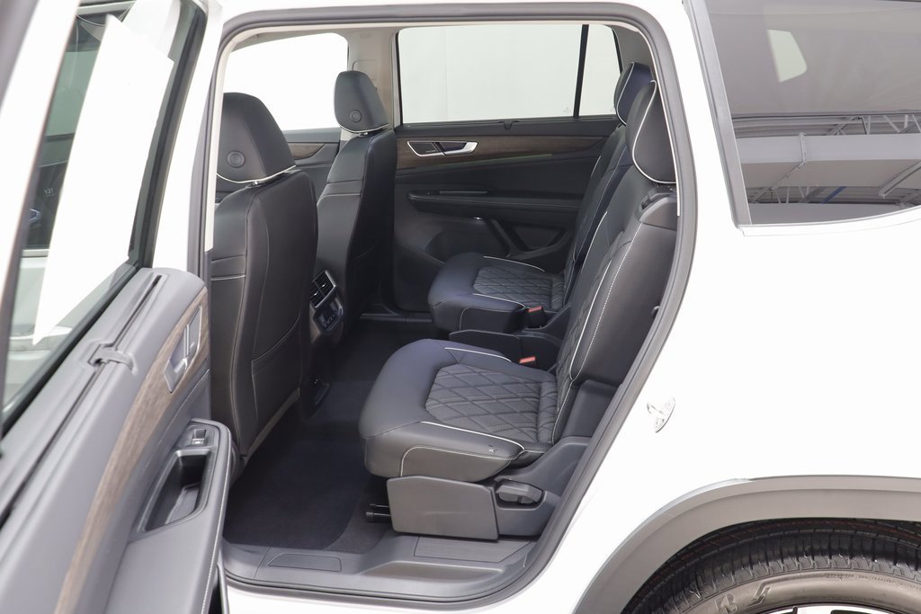 New 2026 Volkswagen Atlas SEL Premium R-Line image 13