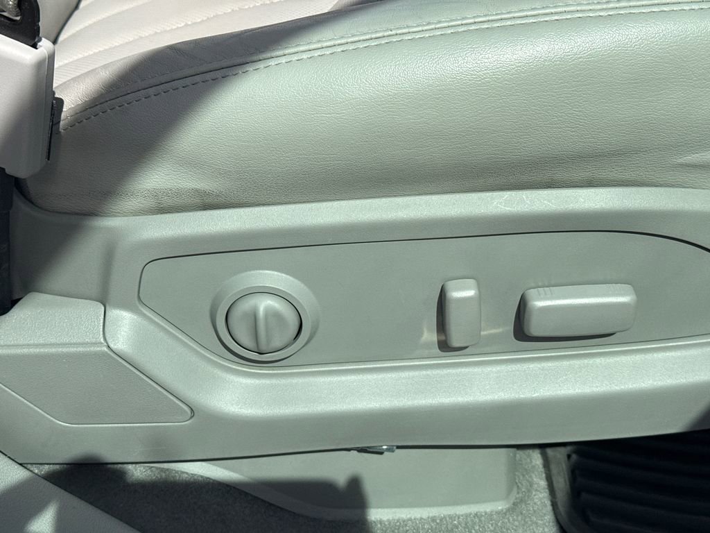 Used 2017 Buick Enclave Leather image 41