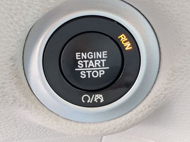 Certified 2023 Chrysler Pacifica Limited image 22