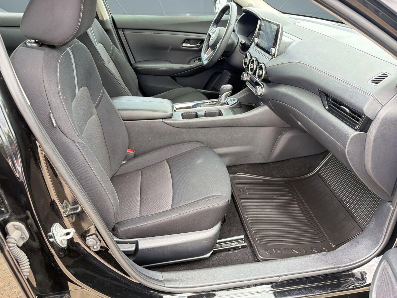 Used 2023 Nissan Sentra SV w/ All-Weather Package FWD image 29