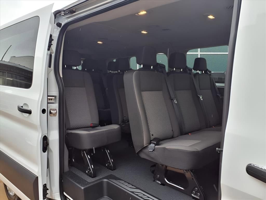 Used 2024 Ford Transit 350 XL image 21