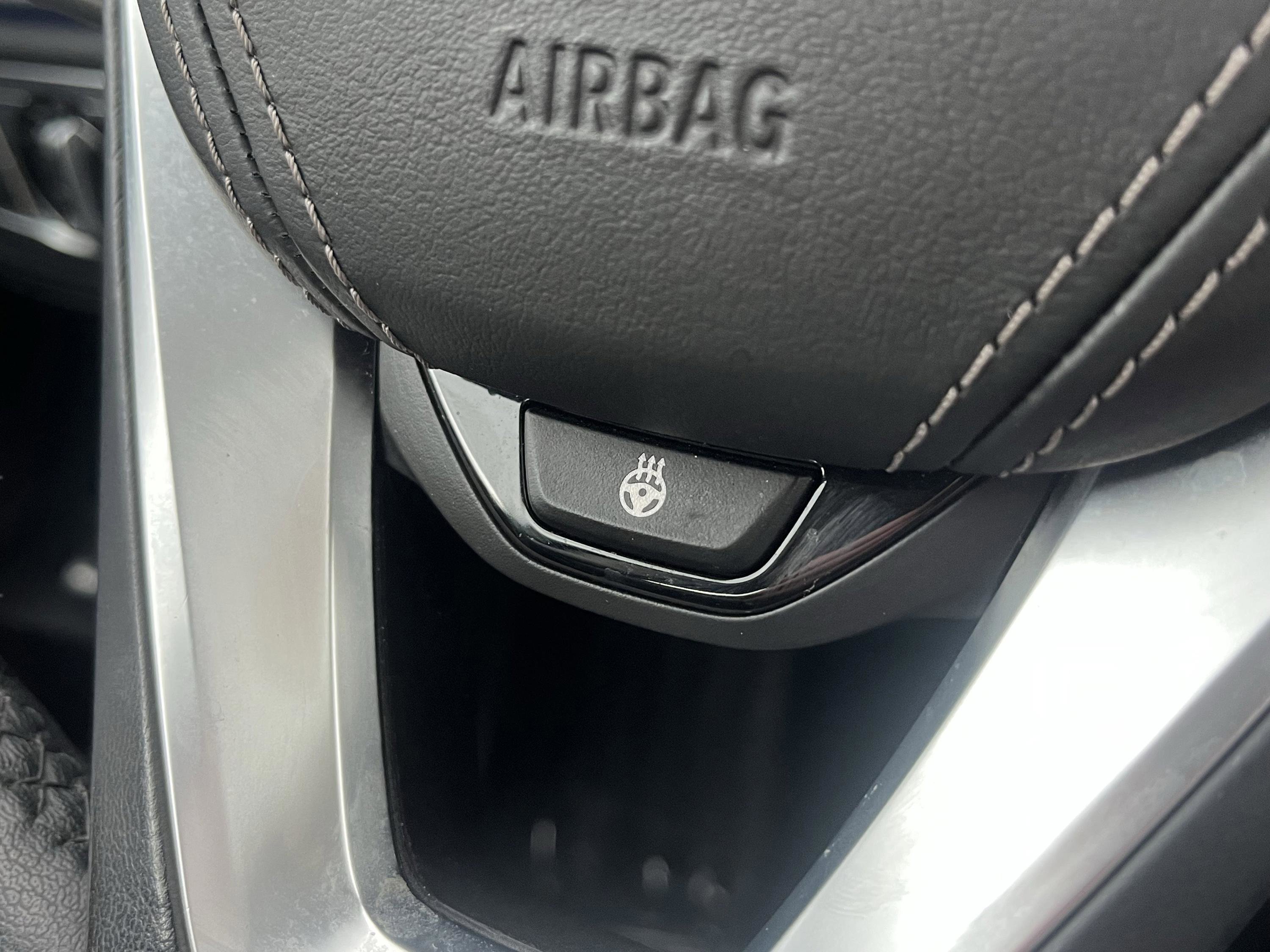 Used 2022 BMW 750i xDrive w/ Executive Package image 18