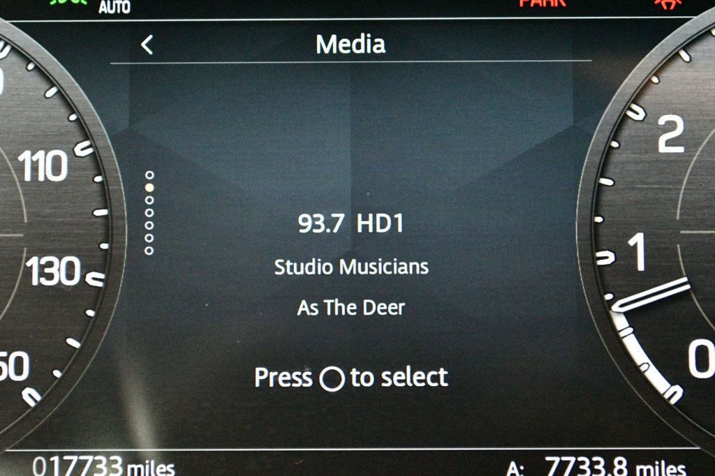 Used 2024 Land Rover Defender 110 S AWD/4WD image 47