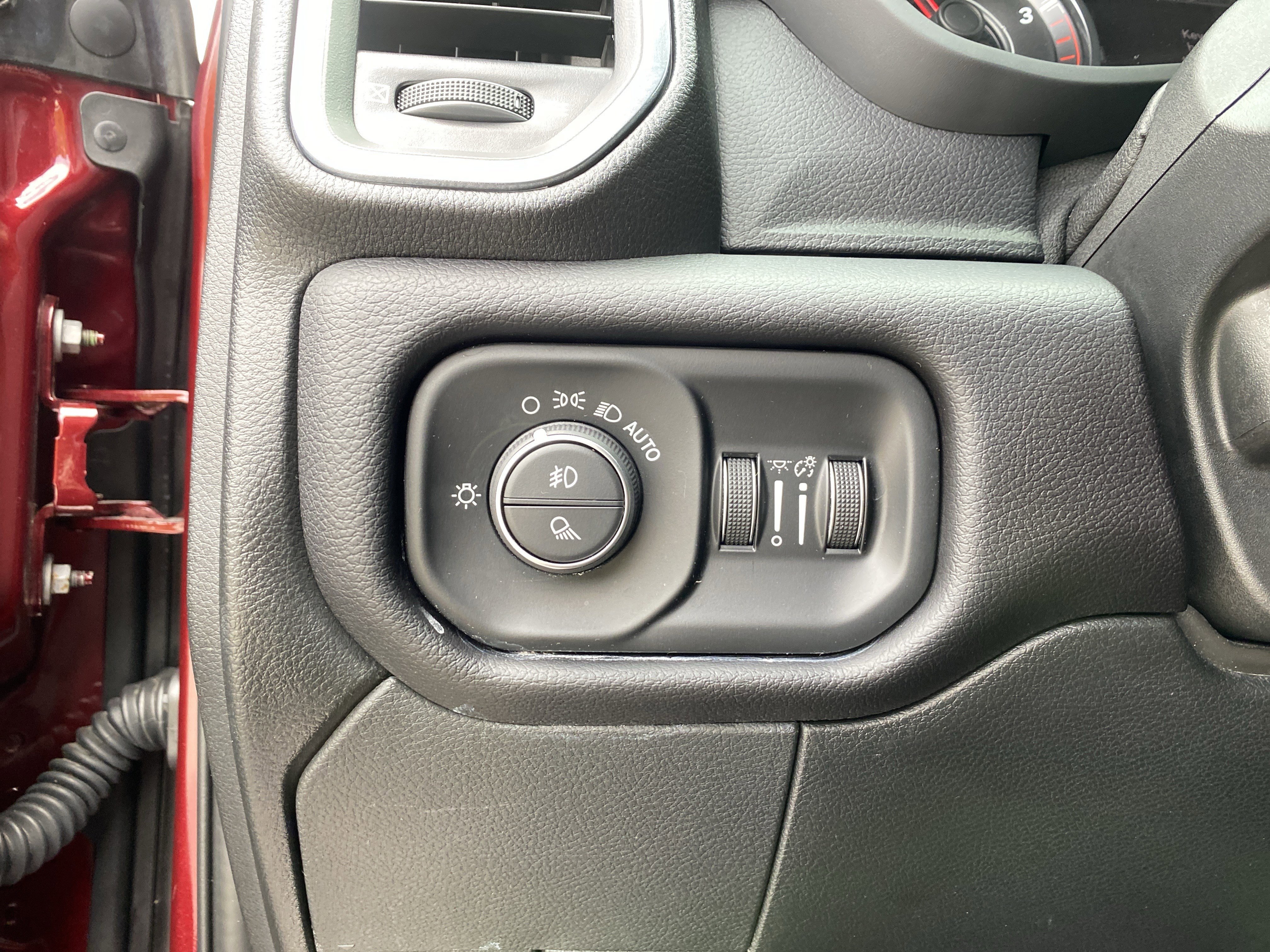 Used 2021 RAM 3500 Laramie image 26