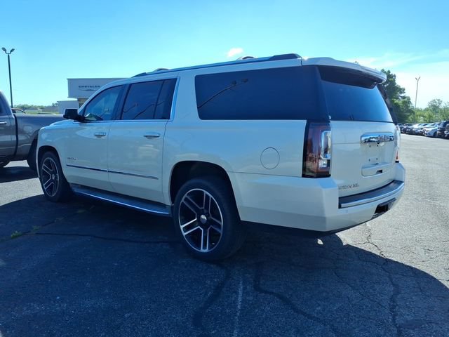 Used 2015 GMC Yukon XL Denali w/ Touring Package AWD/4WD image 5