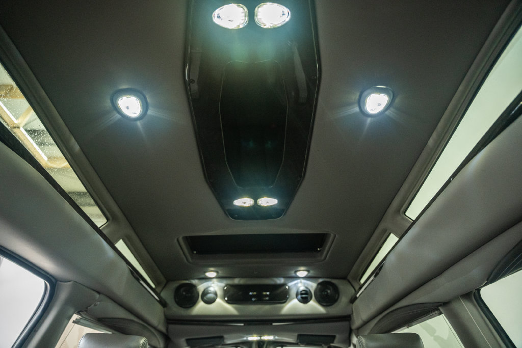 Used 2025 Chevrolet Express 2500 w/ Driver Convenience Package RWD image 52