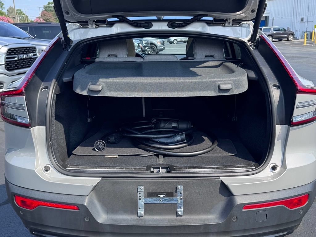 Used 2023 Volvo C40 P8 Recharge Ultimate AWD/4WD image 40