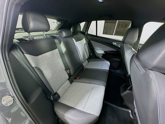 Used 2023 Volkswagen ID.4 Pro AWD/4WD image 27