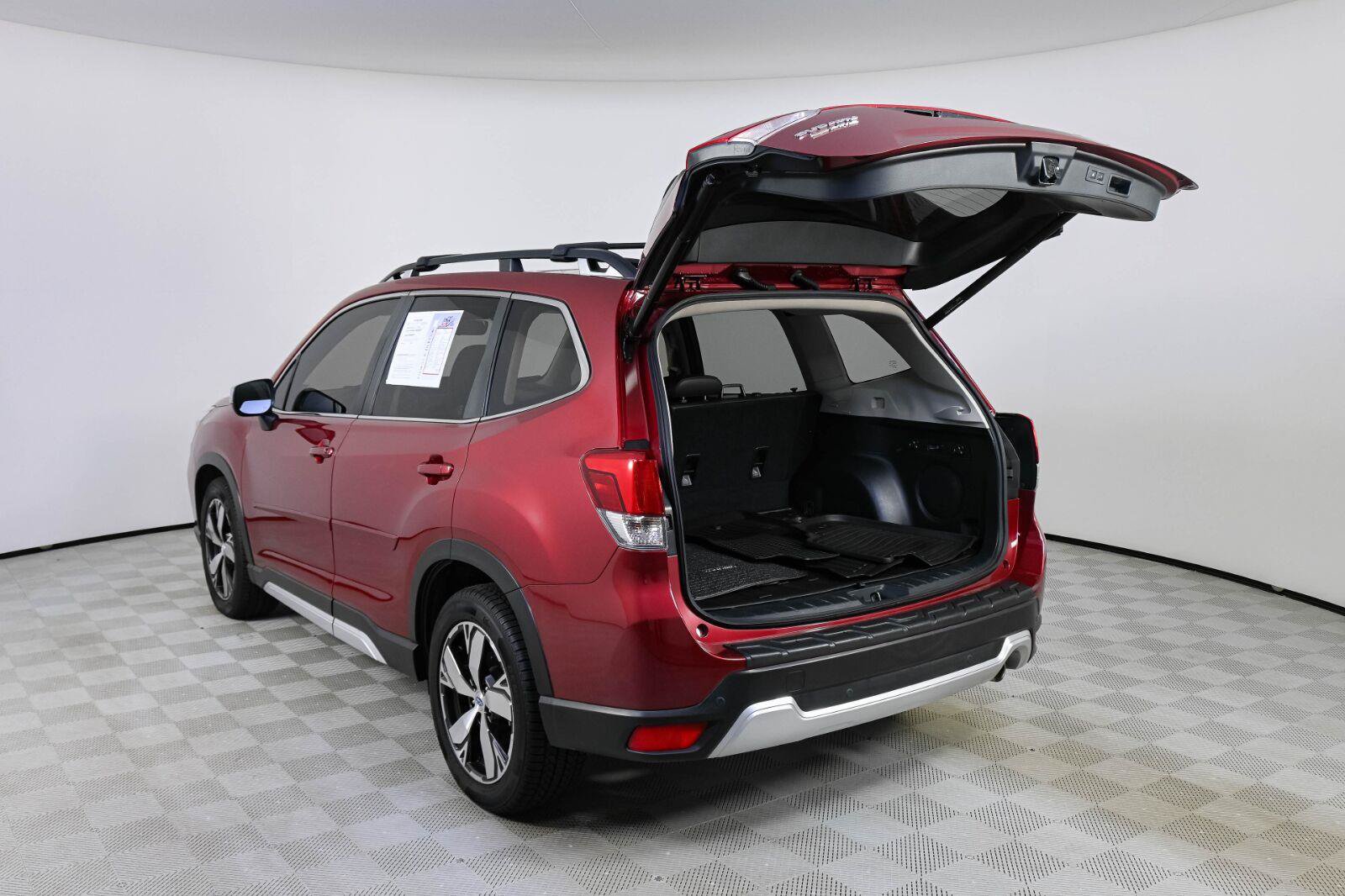 Used 2020 Subaru Forester Touring AWD/4WD image 33