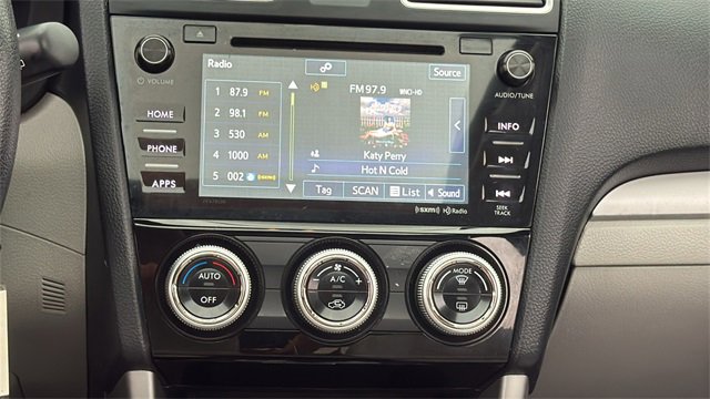 Used 2017 Subaru Forester 2.5i Premium image 16