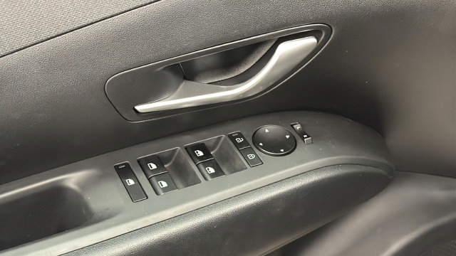 Used 2025 Hyundai Tucson SEL AWD/4WD image 21