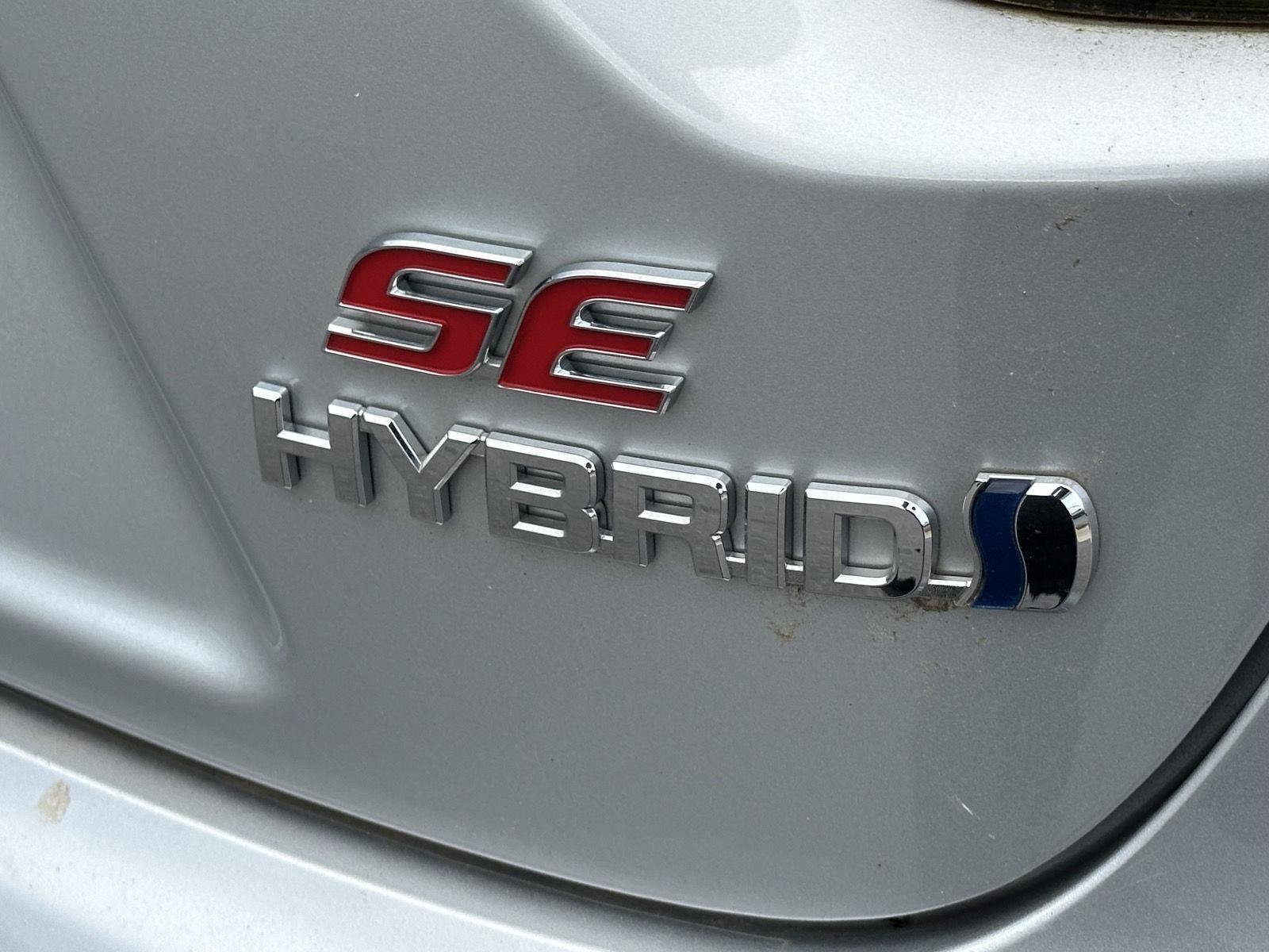 Certified 2024 Toyota Corolla SE FWD image 10