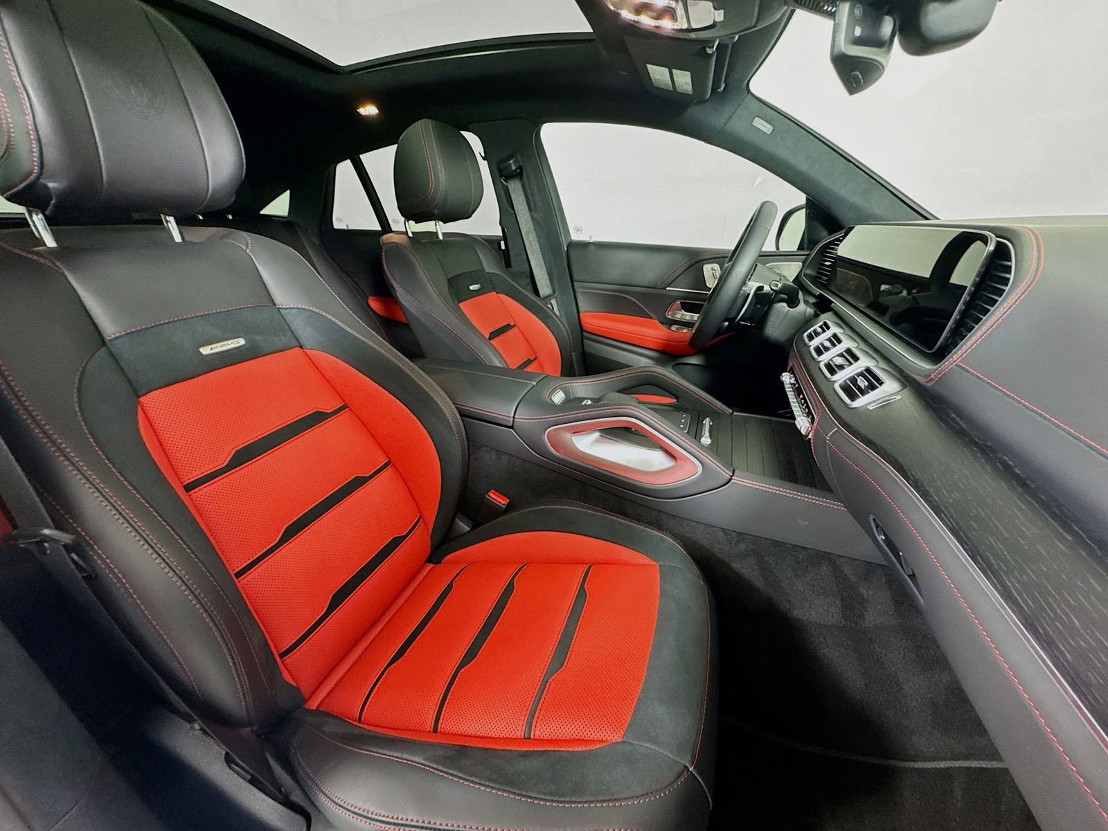 Used 2026 Mercedes-Benz GLE 63 AMG S image 28