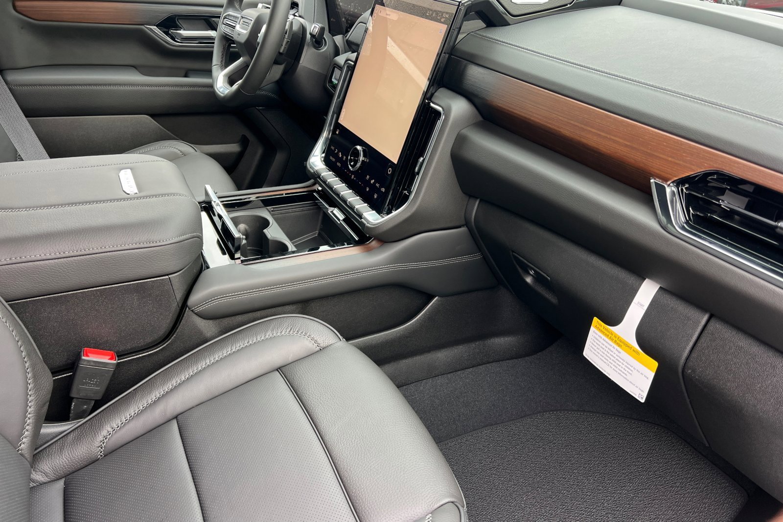 New 2026 GMC Yukon XL Denali image 16