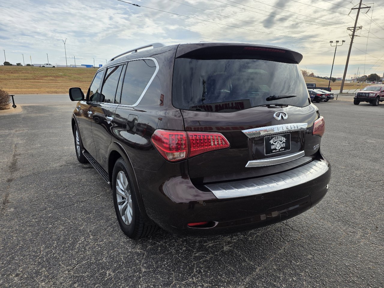 Used 2017 INFINITI QX80 4WD w/ Driver Assistance Package image 5