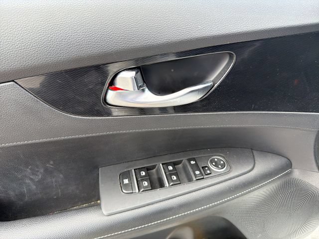 Used 2022 Kia Forte GT-Line FWD image 15