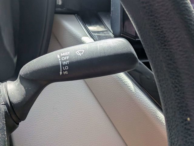 Used 2022 Toyota Corolla L FWD image 25
