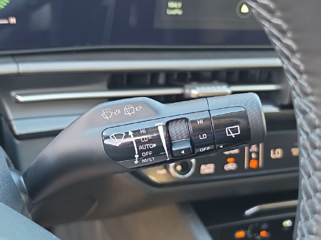 New 2027 Kia Sportage S FWD image 19