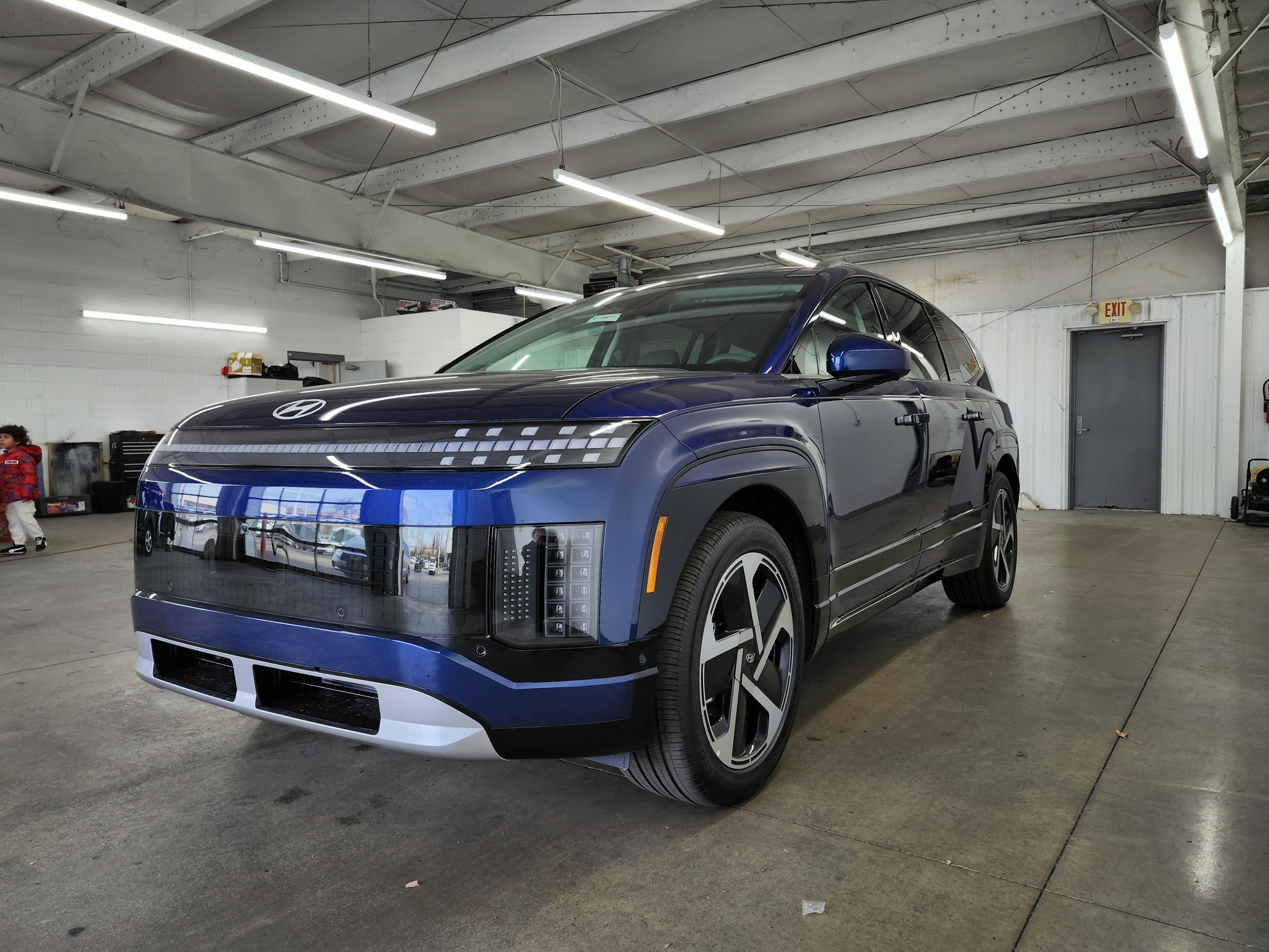 New 2026 Hyundai Ioniq 9 Limited image 21