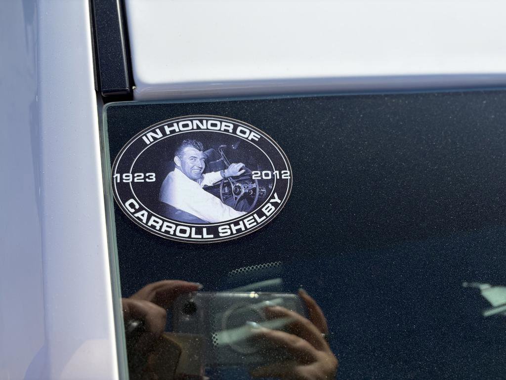 Used 2011 Ford Mustang GT Premium image 18