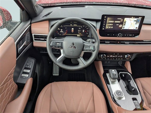 New 2025 Mitsubishi Outlander SEL image 14