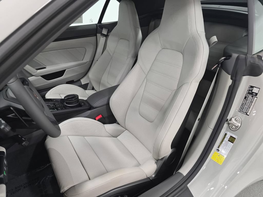 New 2026 Porsche 911 Carrera GTS RWD image 5