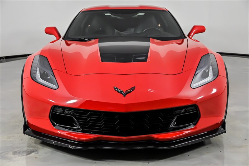 Used 2018 Chevrolet Corvette Grand Sport RWD image 4