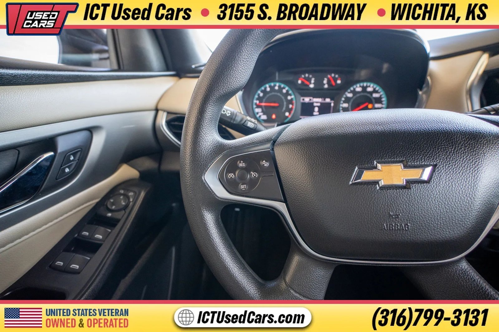 Used 2022 Chevrolet Traverse LS FWD image 16
