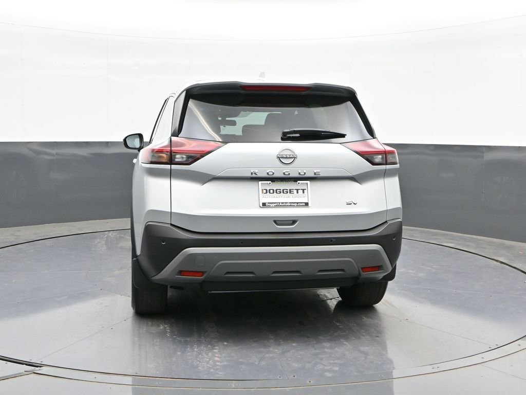 Used 2023 Nissan Rogue SV FWD image 8