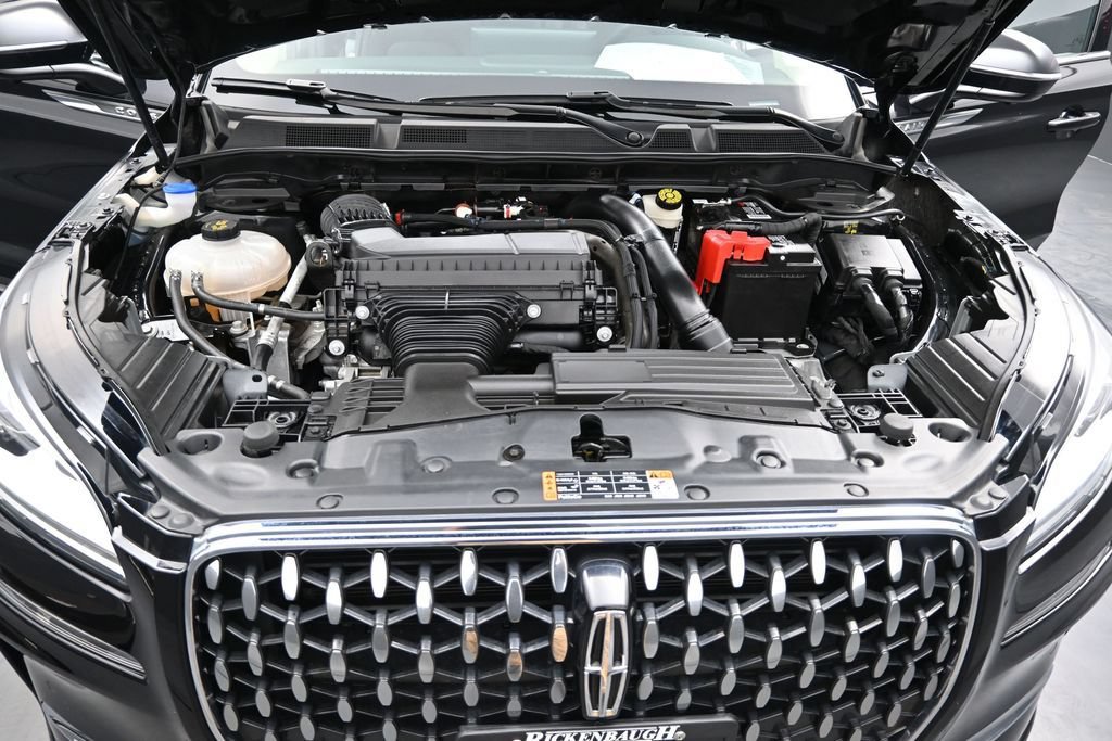 Used 2024 Lincoln Corsair Reserve w/ Equipment Group 201A AWD/4WD image 18