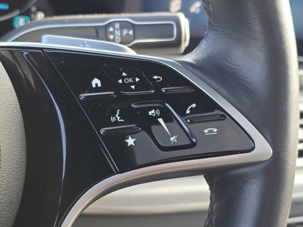 Used 2025 Mercedes-Benz GLS 450 GLS 450 image 31