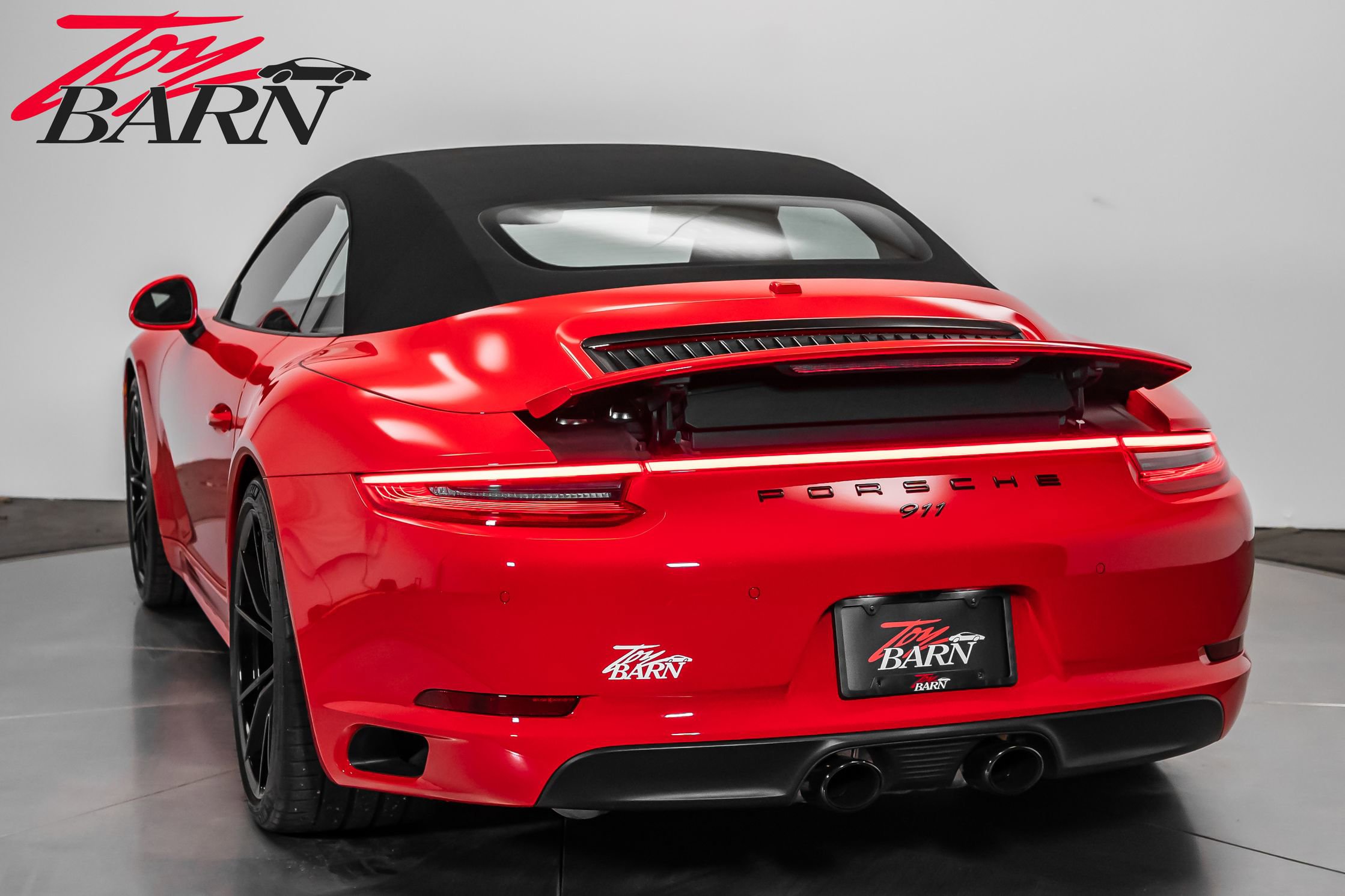 Used 2018 Porsche 911 Carrera image 20