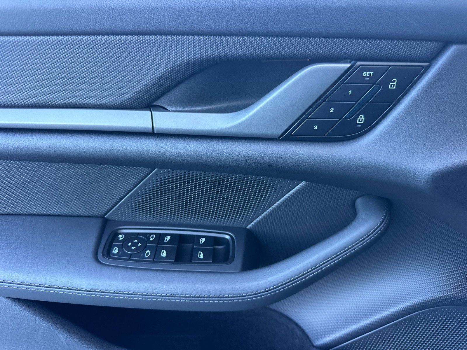 New 2026 Porsche Taycan RWD image 12