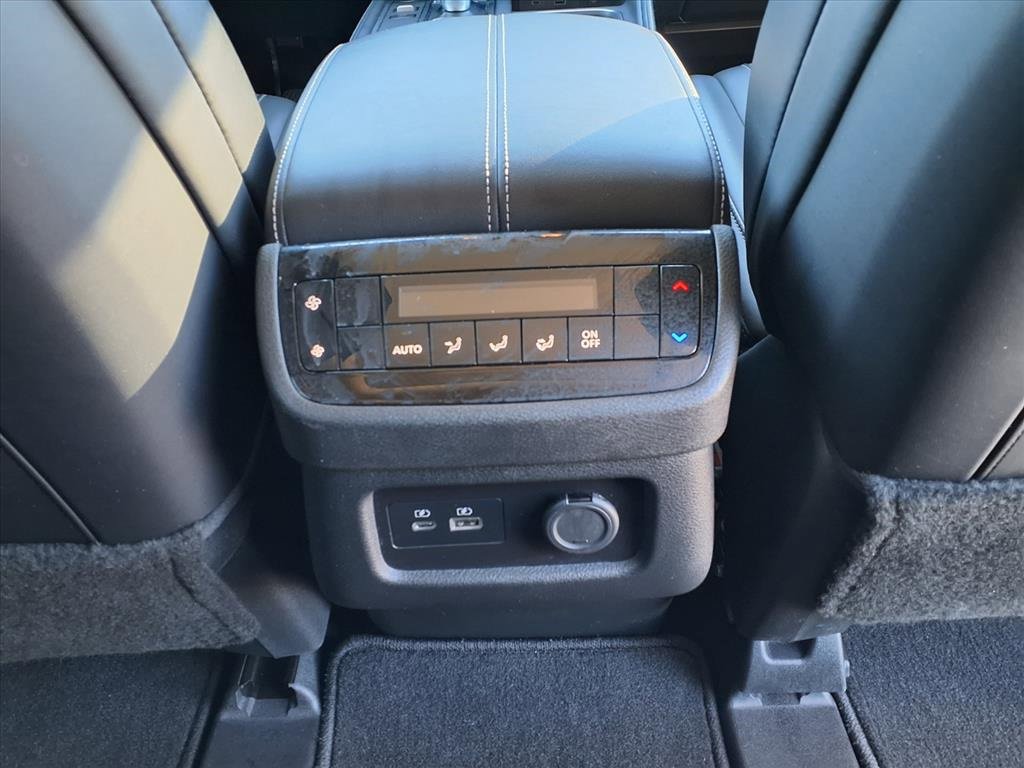 Used 2024 INFINITI QX60 Luxe image 17
