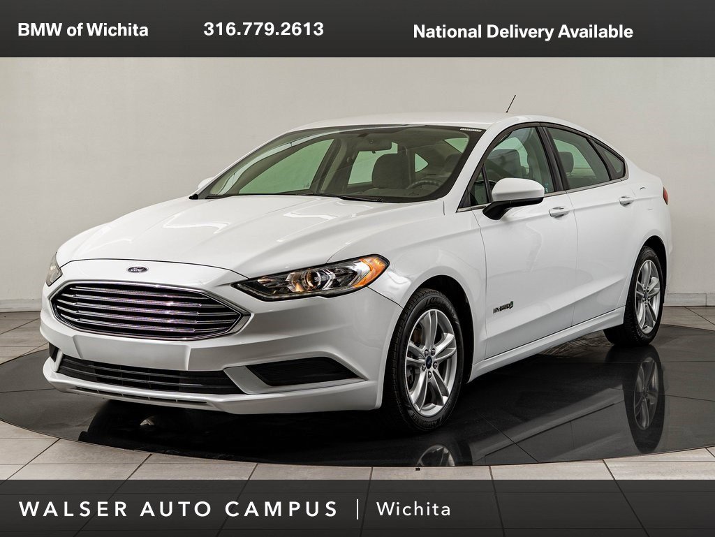 Used 2018 Ford Fusion SE image 1