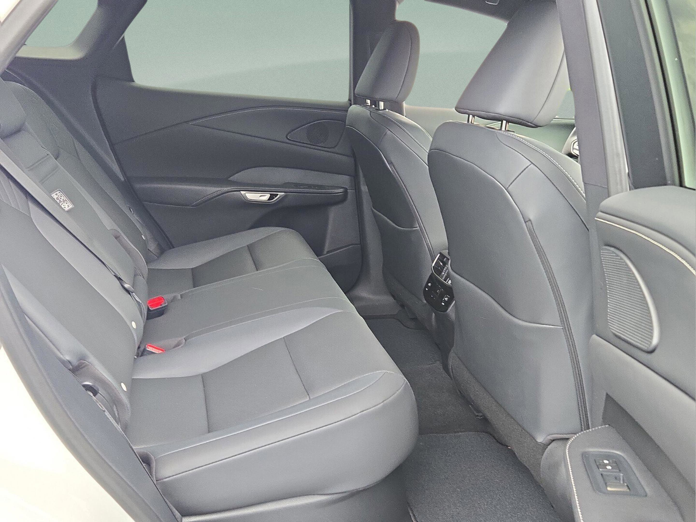 Certified 2025 Lexus RX 350 FWD image 12