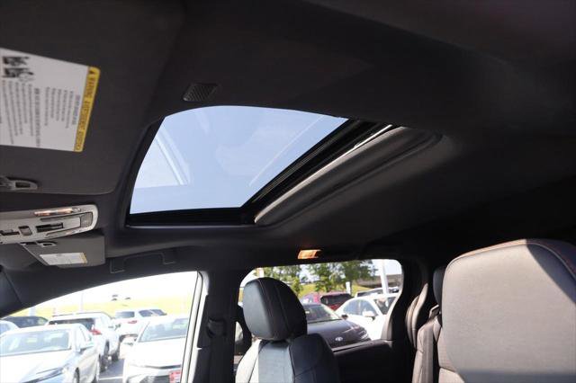 Certified 2023 Toyota Sienna XSE AWD/4WD image 9