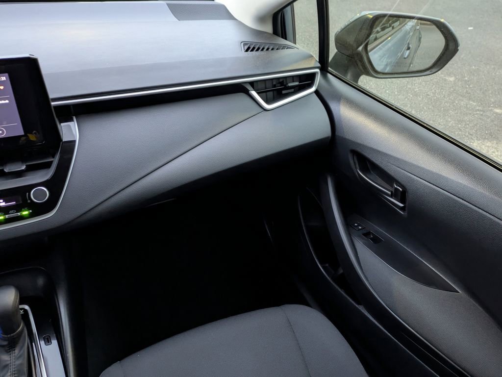 Certified 2025 Toyota Corolla LE image 17