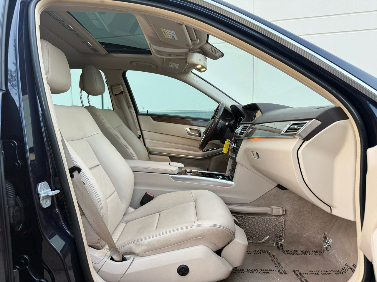 Used 2015 Mercedes-Benz E 350 4MATIC Sedan image 21
