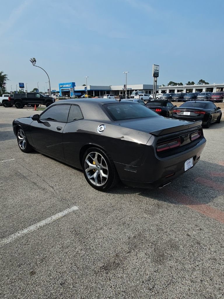Used 2016 Dodge Challenger SXT Plus RWD image 5