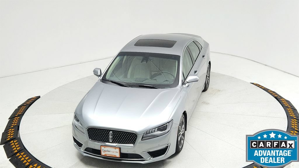 Used 2020 Lincoln MKZ Reserve FWD image 17
