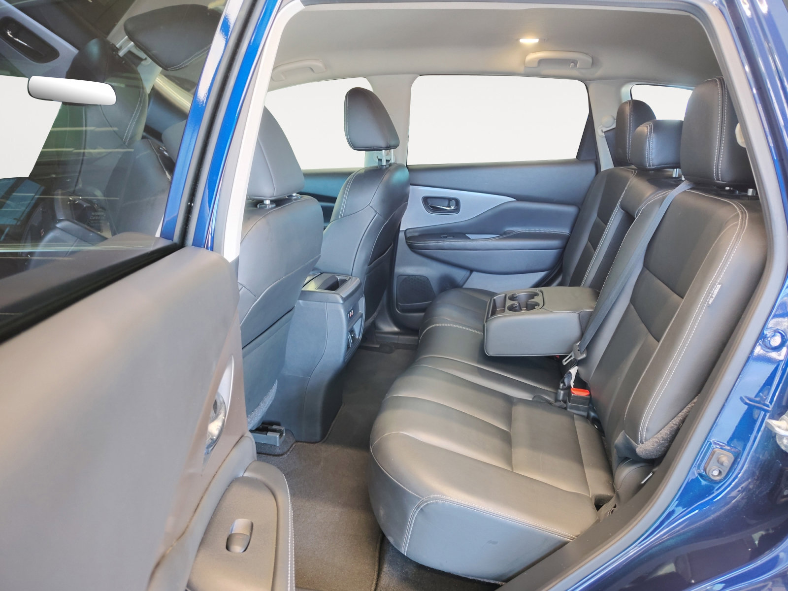 Used 2023 Nissan Murano SV image 24