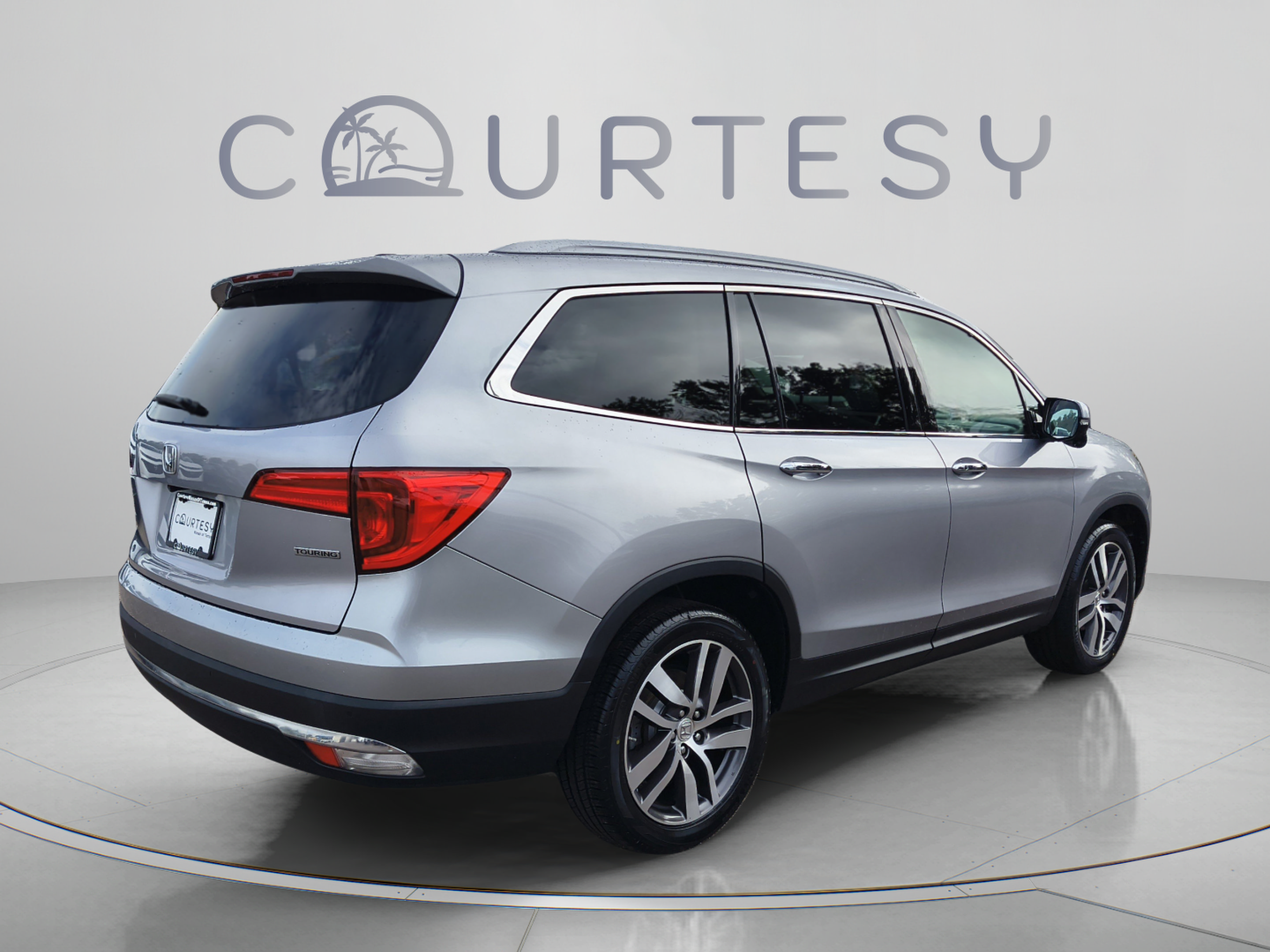 Used 2017 Honda Pilot Touring image 7